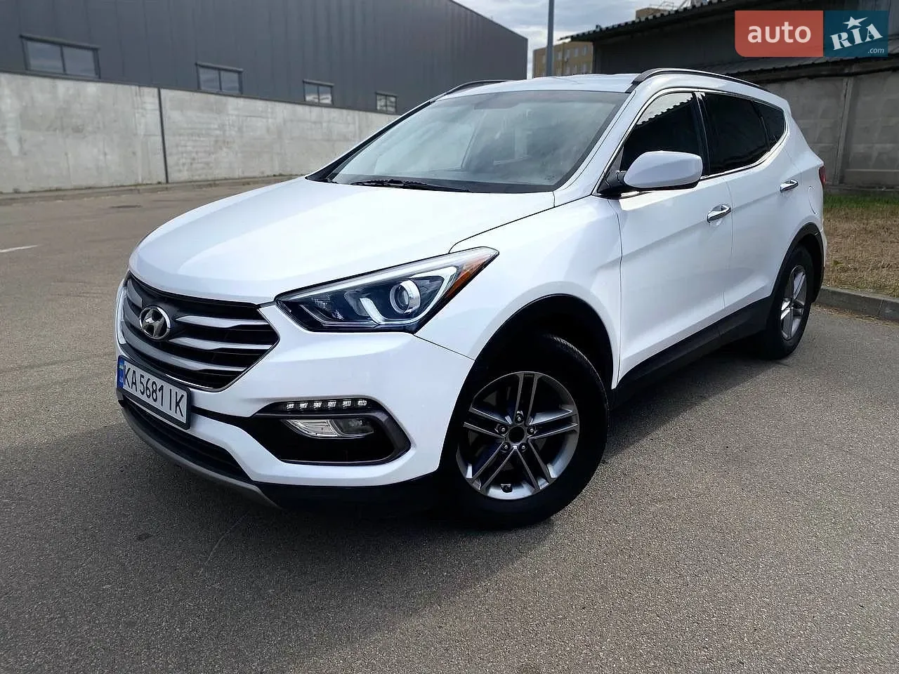 Hyundai Santa Fe 2016 photo 3