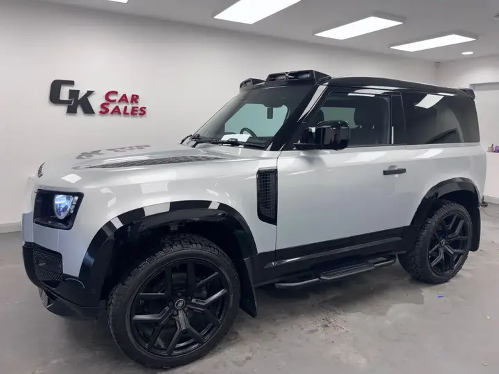 Land Rover Defender 90