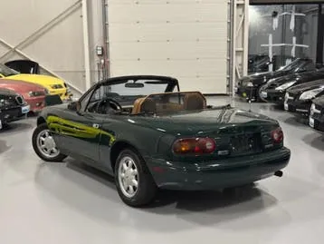 Mazda Mx-5 1991 photo 2