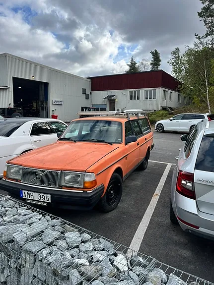Volvo 245