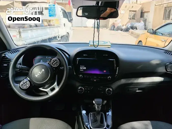 Kia Soul 2025 photo 2