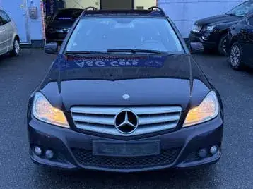 Mercedes-Benz C200 2012 photo 2