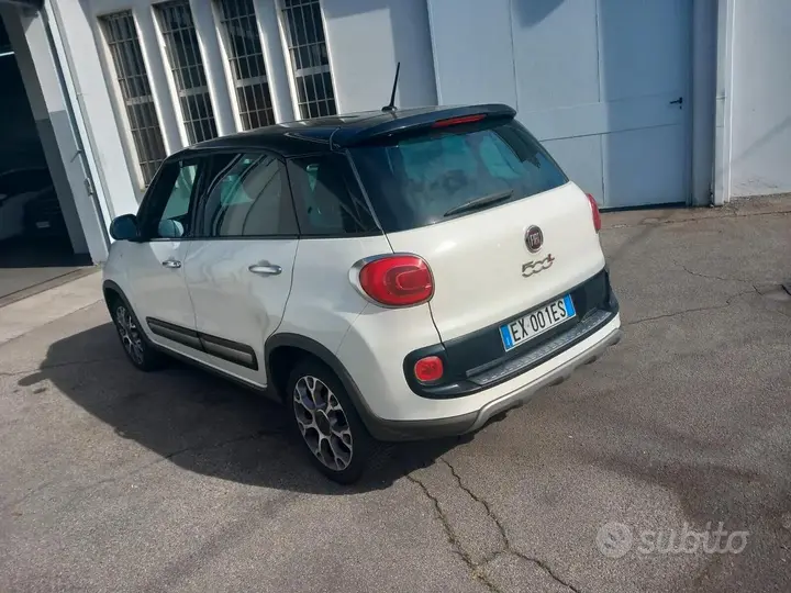 Fiat 500L 2014 photo 2