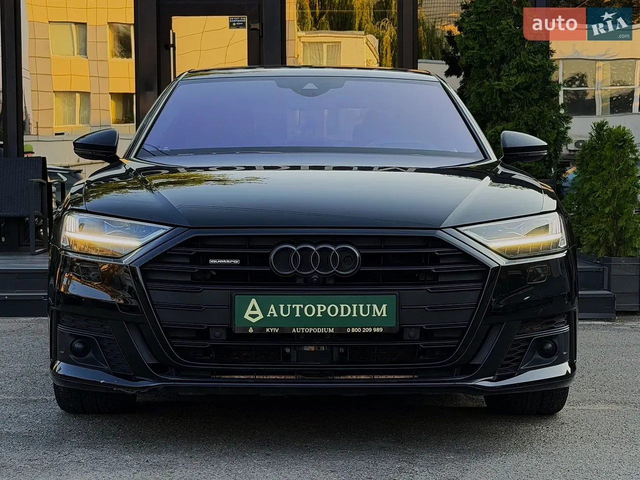 Audi A8 2019 photo 2