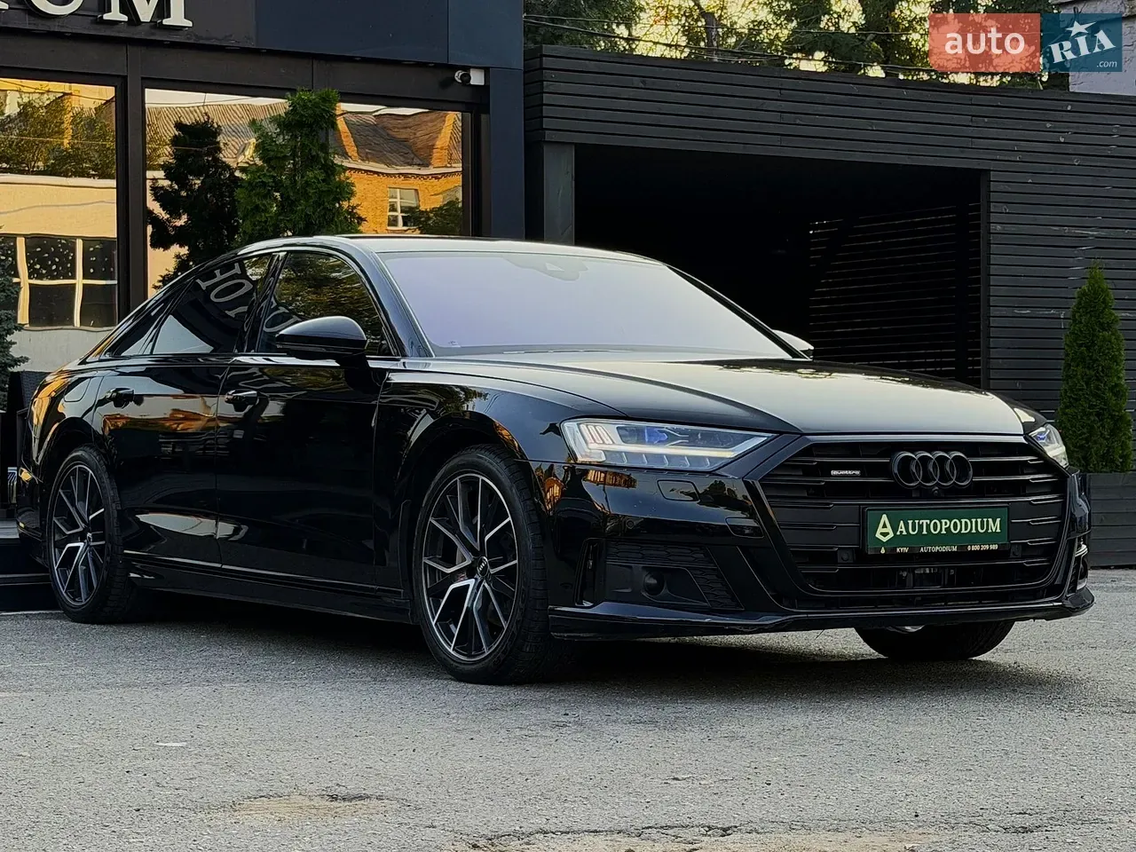 Audi A8 2019 photo 4