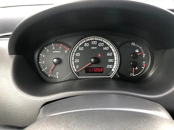 Suzuki Swift 2008 photo 4