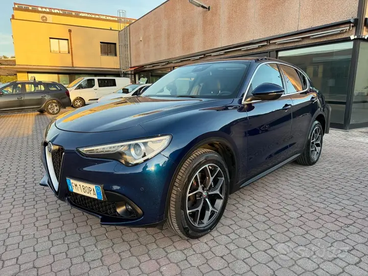 Alfa Romeo Stelvio 2018 photo 2