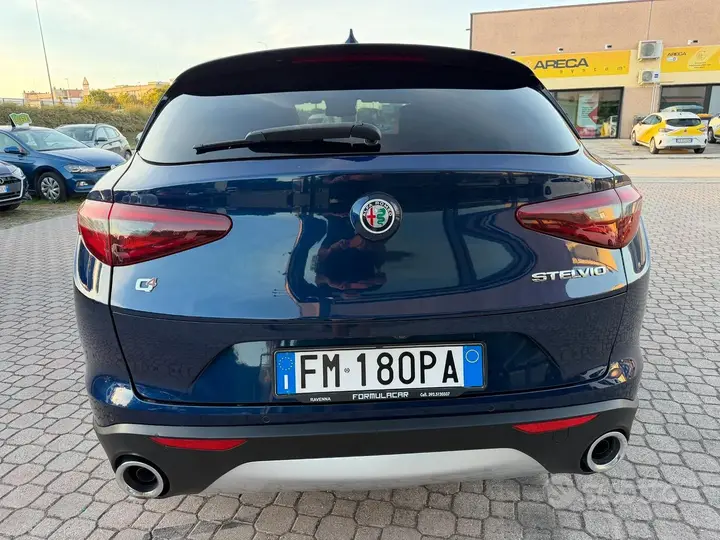 Alfa Romeo Stelvio 2018 photo 5