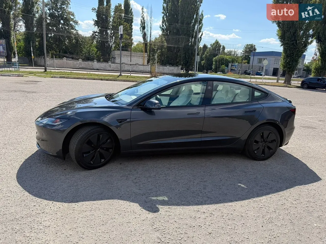 Tesla Model 3 2025 photo 5