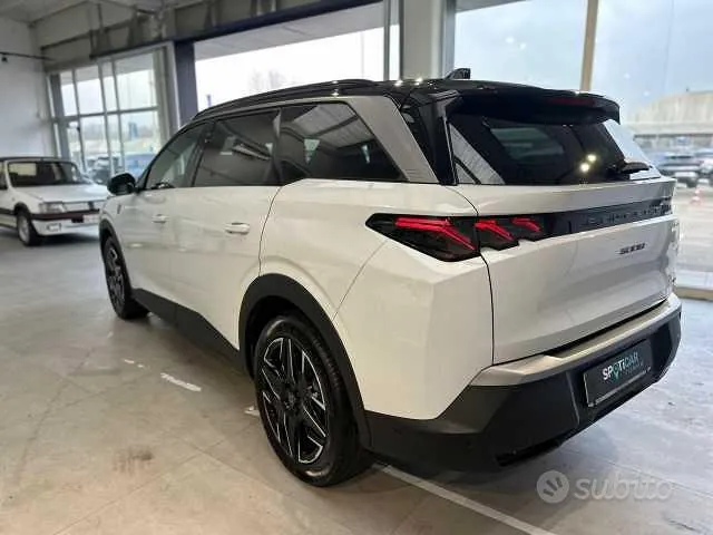 Peugeot 5008 2024 photo 2