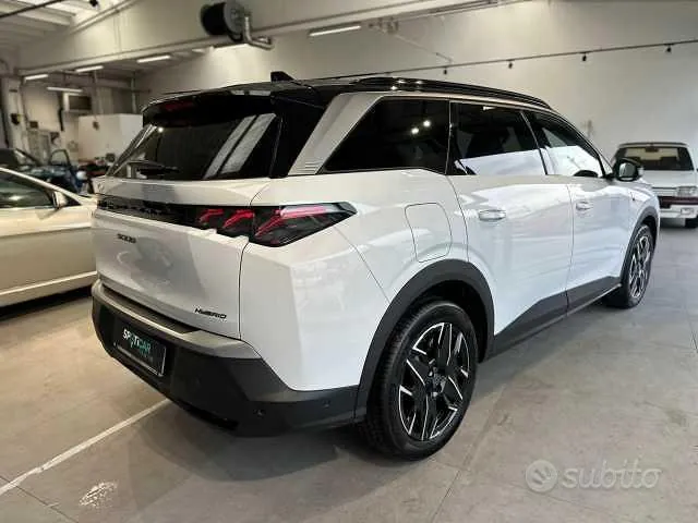 Peugeot 5008 2024 photo 4