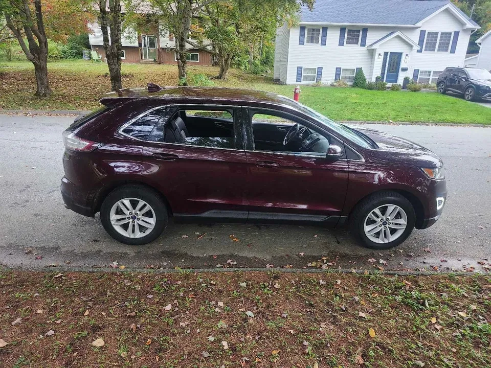 Ford Edge 2019 photo 2