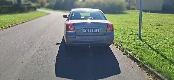 Toyota Avensis 2007 photo 2