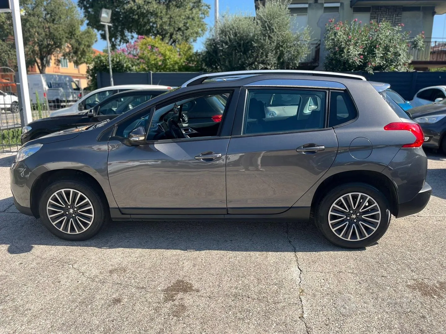 Peugeot 2008 2014 photo 4