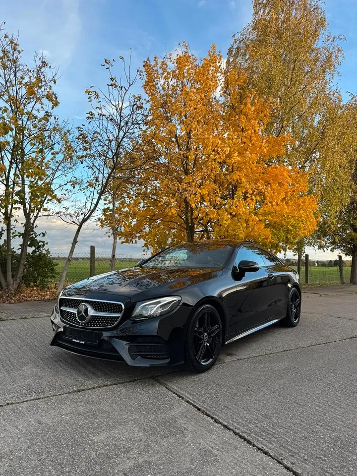 Mercedes-Benz E 220 D