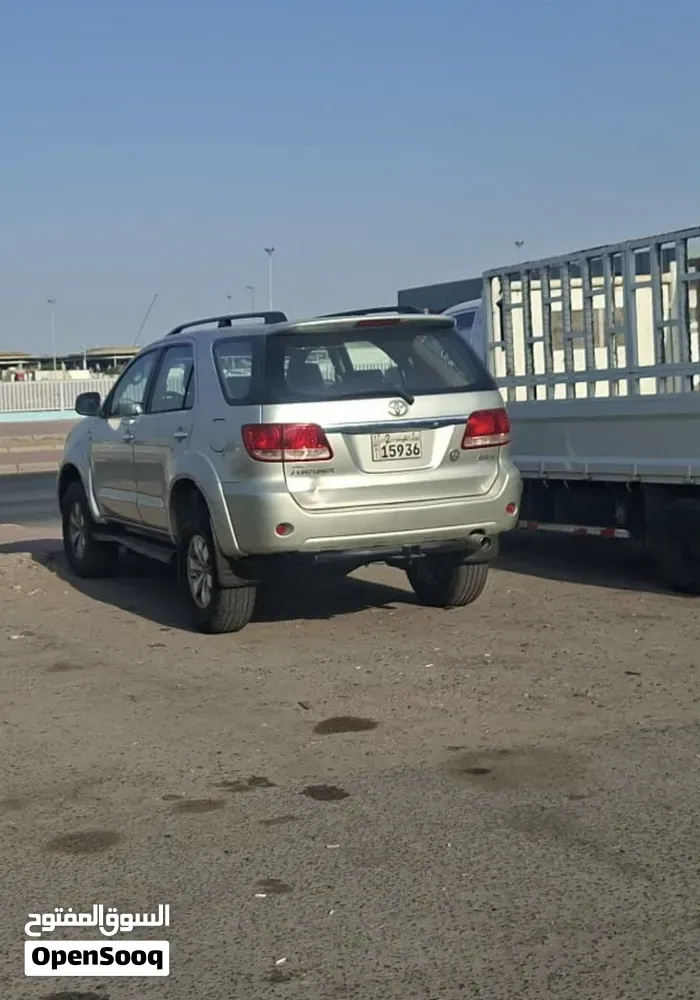 Toyota Fortuner 2006 photo 3