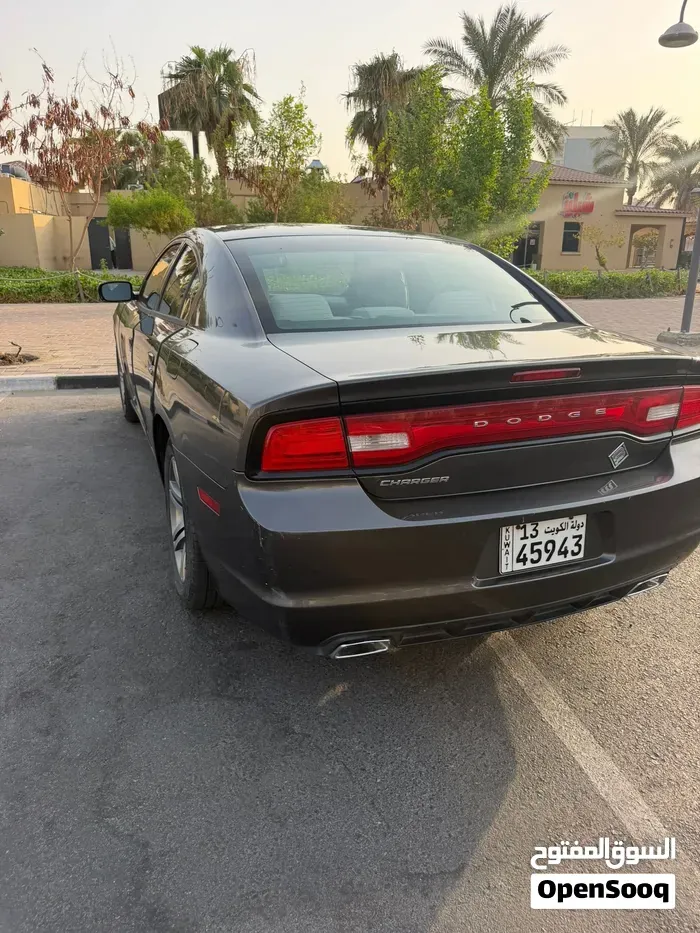 Dodge Charger 2014 photo 2