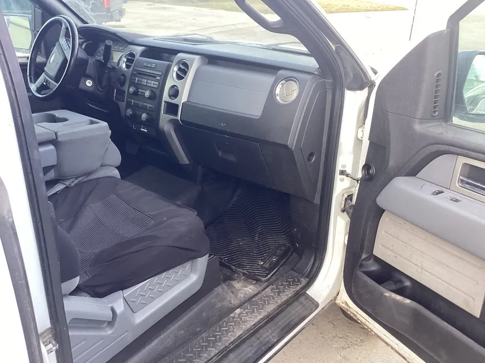 Ford F-150 2011 photo 3