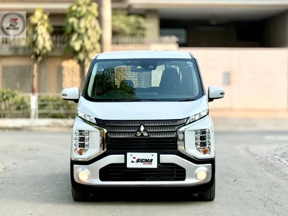 Mitsubishi Ek X
