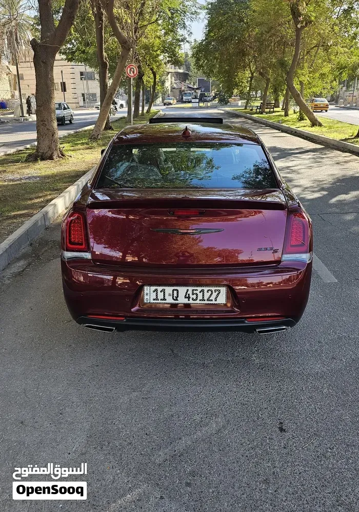 Chrysler 300 2023 photo 4