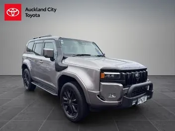 Toyota Land Cruiser Prado 2026 photo 2