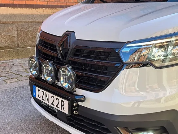 Renault Trafic 2023 photo 5