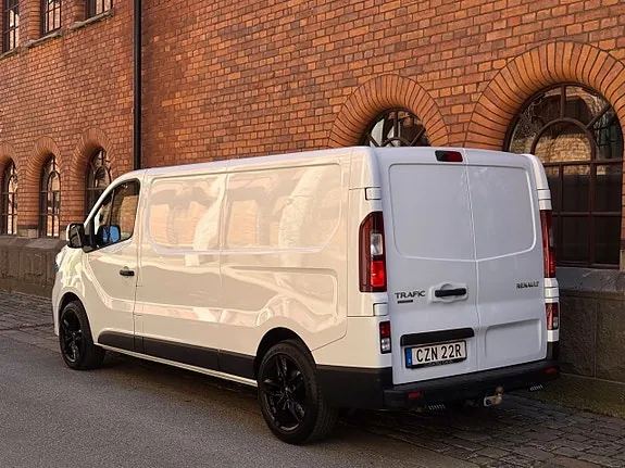 Renault Trafic 2023 photo 4