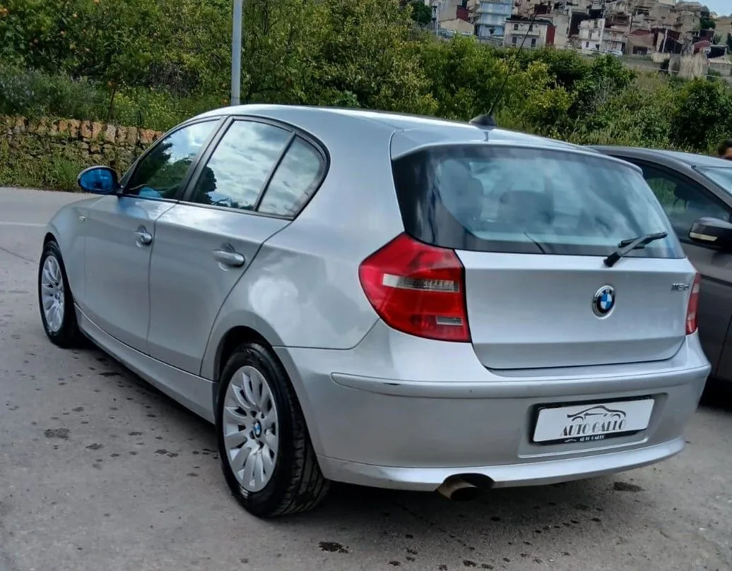 BMW 118D 2007 photo 2