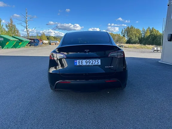 Tesla Model Y 2022 photo 5