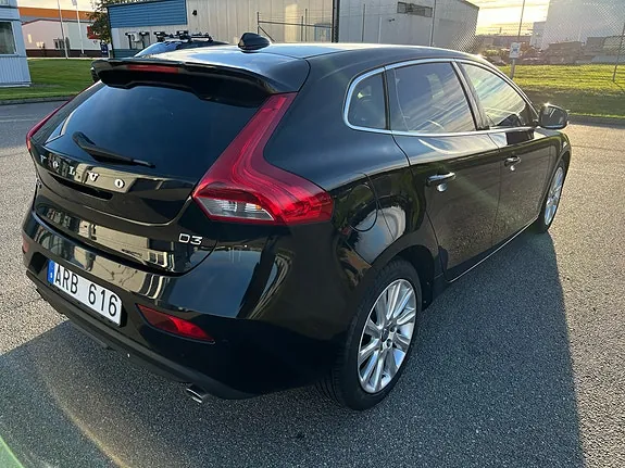 Volvo V40 2013 photo 4
