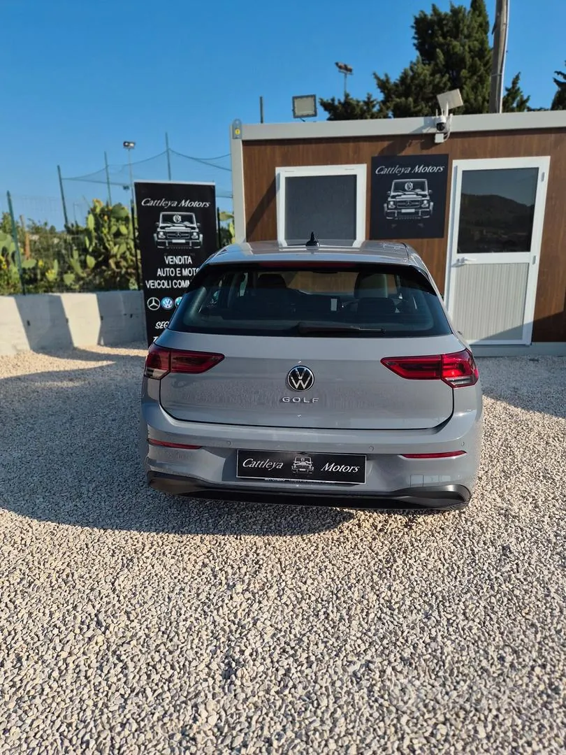 Volkswagen Golf 2022 photo 5