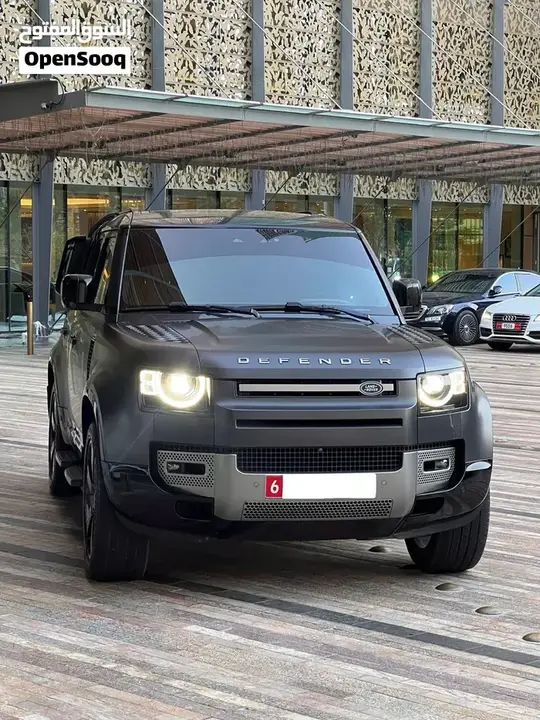 Land Rover Defender 2025 photo 2