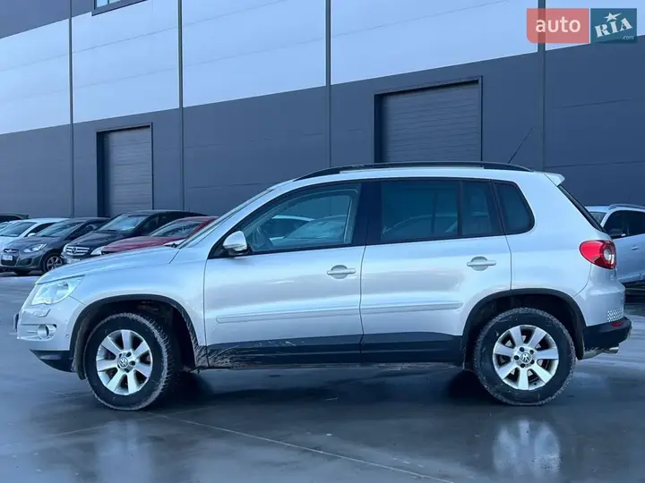 Volkswagen Tiguan 2008 photo 4