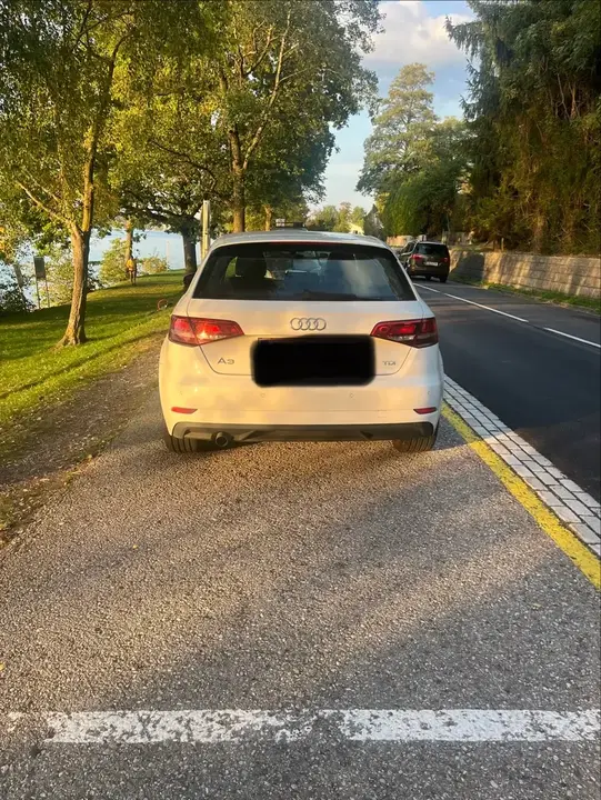 Audi A3 2017 photo 2