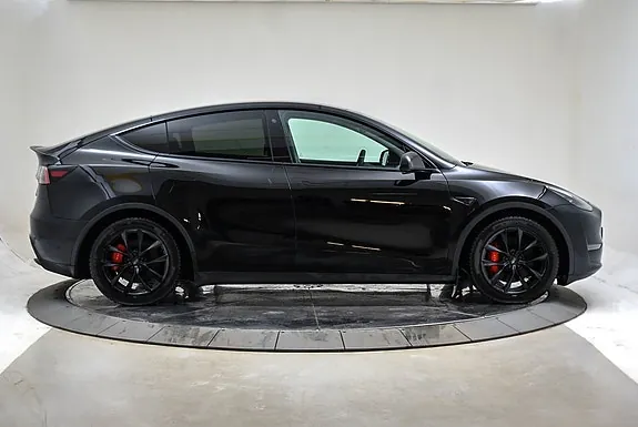 Tesla Model Y 2022 photo 4
