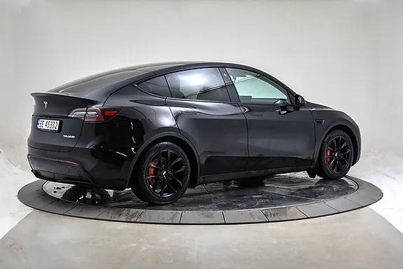 Tesla Model Y 2022 photo 5