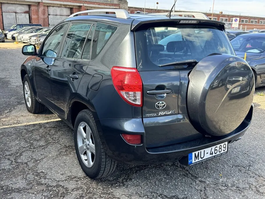 Toyota Rav4 2007 photo 4