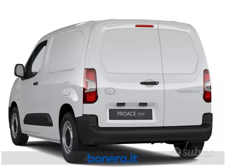 Toyota Proace City 2026 photo 2