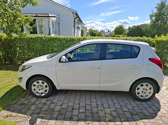 Hyundai I20 2013 photo 2