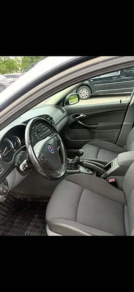 Saab 9-3 2005 photo 2