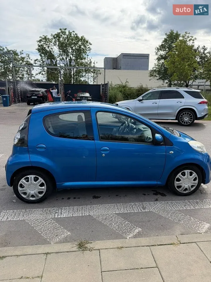 Citroen C1 2011 photo 2