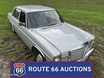 Mercedes-Benz 230