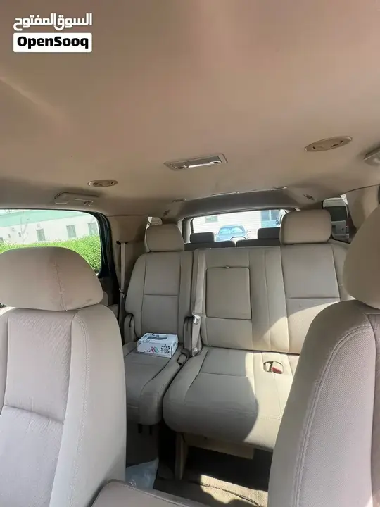 GMC Yukon 2011 photo 2