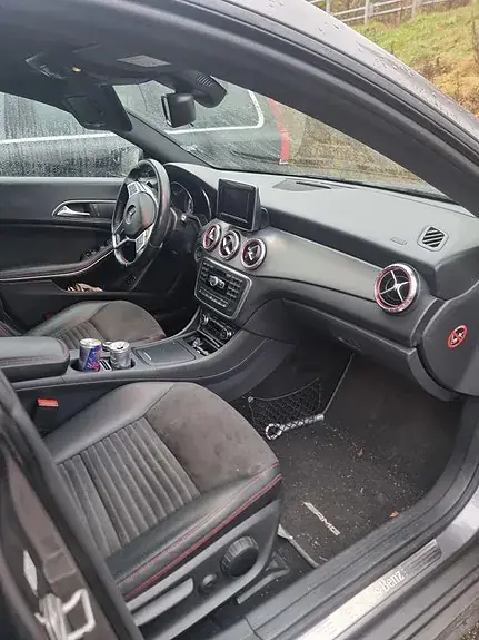 Mercedes-Benz Cla220