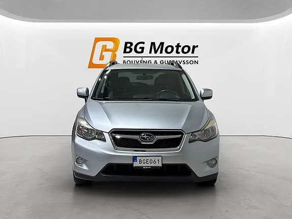 Subaru Xv 2013 photo 2