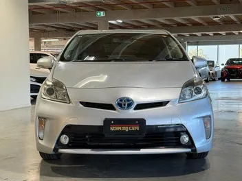 Toyota Prius 2015 photo 3