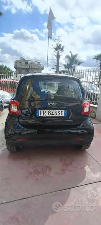 Smart Fortwo 2018 photo 2