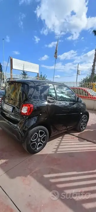 Smart Fortwo 2018 photo 3