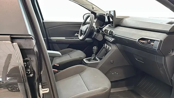 Dacia Sandero Stepway 2027 photo 3