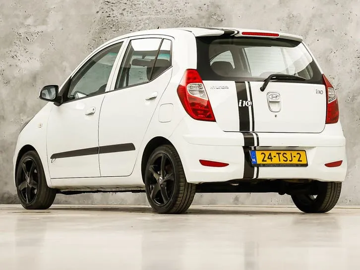 Hyundai I10 2012 photo 3